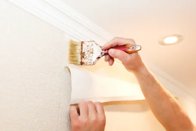 Pose de papier peint à Chanteraine — revêtements muraux et toiles de verre